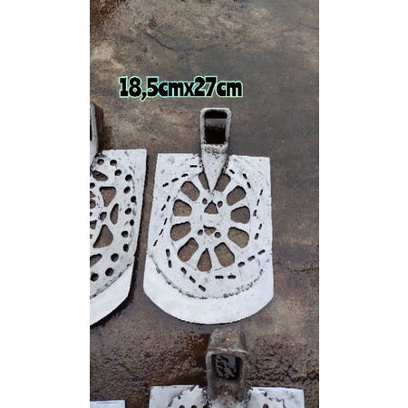 cangkul anti lengket dari cakram motor Suzuki bekas+ bearing lebar