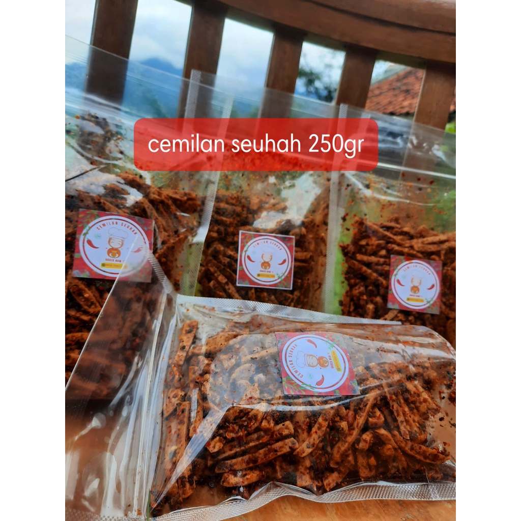 

basreng bandung daun jeruk pedas dan original berat bersih 250gr