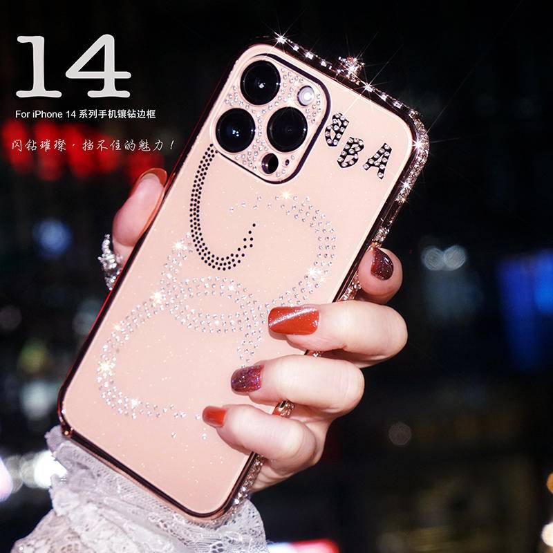 IPHONE Luxury Bling Berlian Imitasi Case Untuk iPhone14 13 12 11 Pro Max Plus Glitter Glossy Metal bumper Akrilik Penutup Belakang Kamera diamond Funda Untuk iPhone14 iPhone13 iPhone12 iPhone11