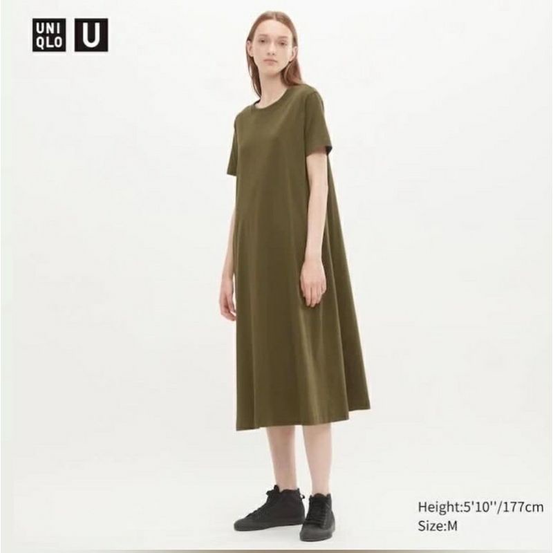 uniqlo alRism katun gaun panjang