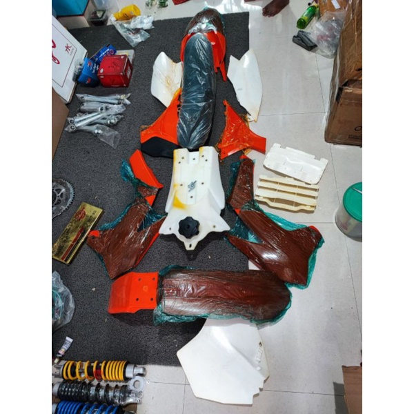 PROMO COVER SET BODY KOMPLIT KTM KTM250 KTM 250 RANGKA DOBEL DELTABOX BARANG IMPORT MEREK WILWOOD KO