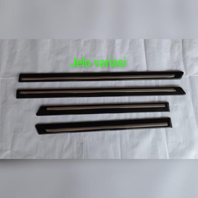 TERMURAH List Body Samping / Side Body Molding Mobil Avanza 2008 - 2010 Hitam