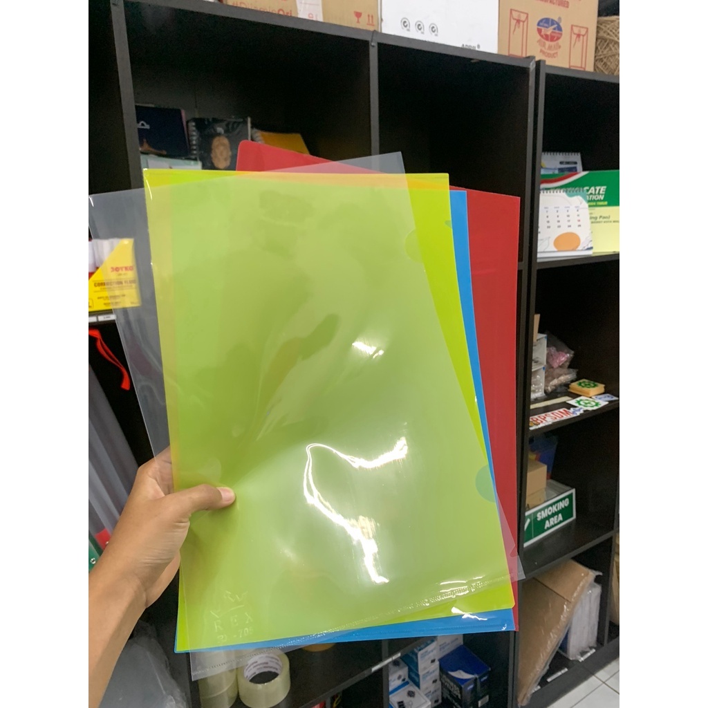 

MAP L - CLEAR SLEEVE FOLIO (21.6 CM x 33 CM) Per Pcs