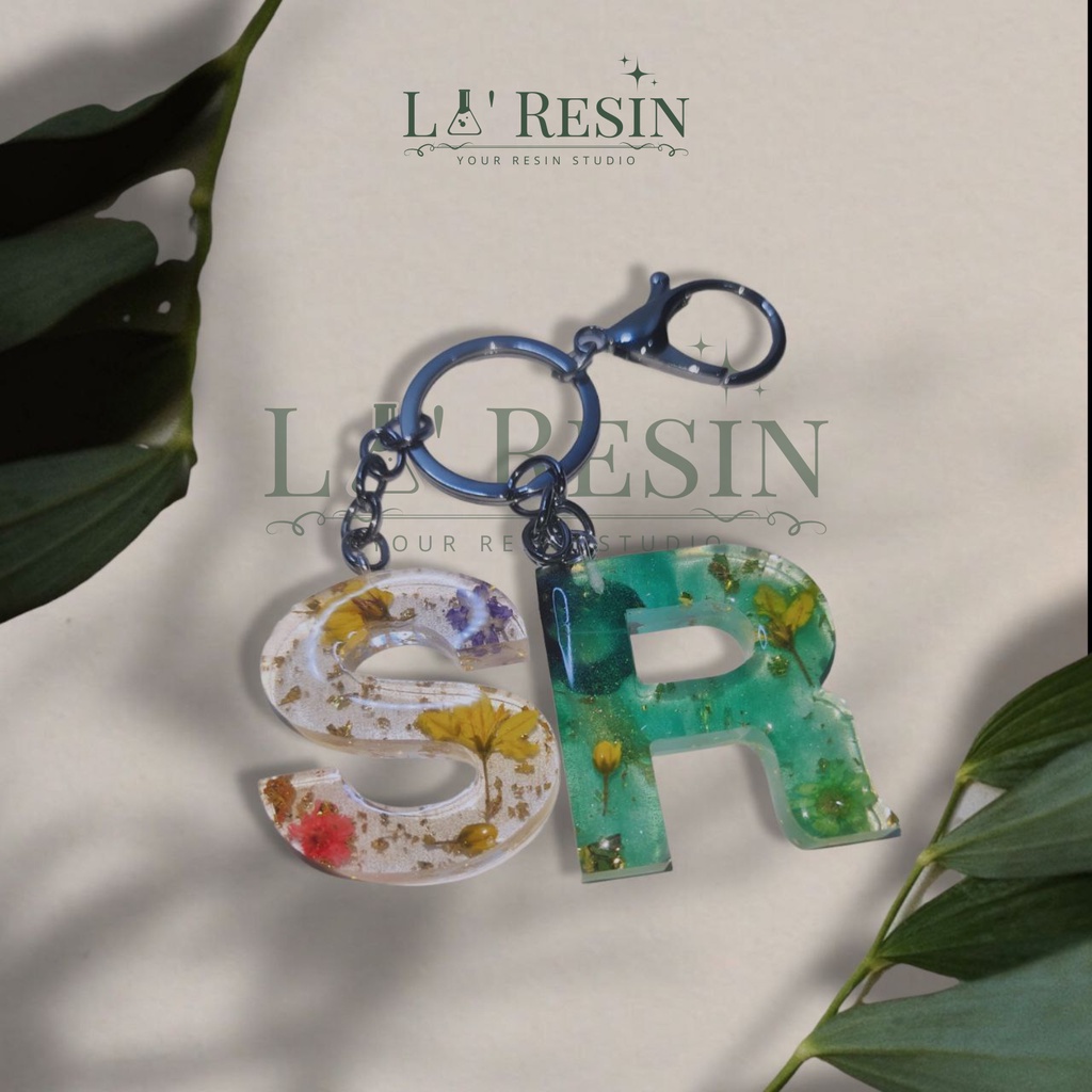 Custom Resin Keychain Alphabet Flower Edition | Gantungan Kunci Resin | Aksesoris | Gantungan Kunci 