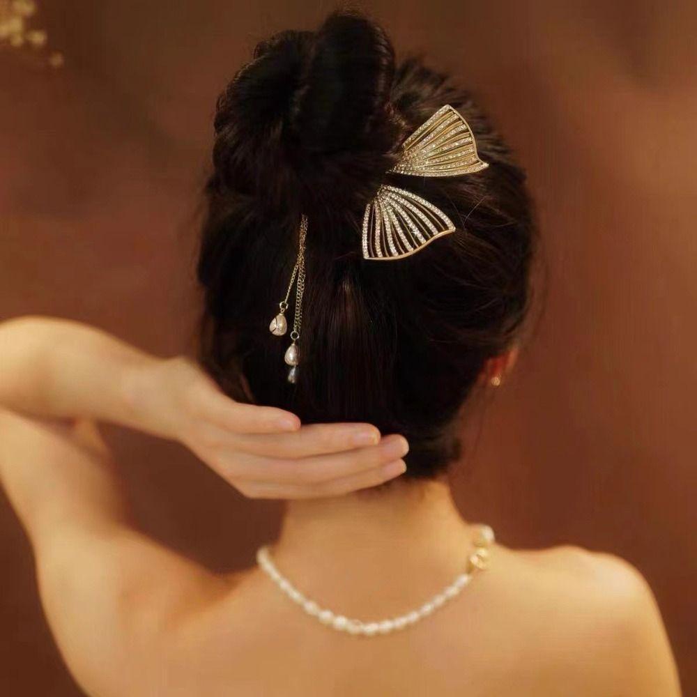 Mxbeauty Wanita Klip Rambut Manis Indah Halus Mutiara Hiasan Kepala Bulang Ponytail Holder Berlian Imitasi Alloy Camellia Horsetail Buckle