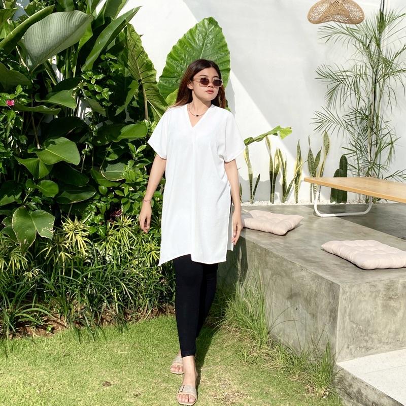 BEFAST - ZSO TUNIK NAGITA / NINA LONG SQUARE / Long Square Tunik Lengan Pendek / Pakaian Wanita Modis / Tunik Polos / Fashion Selebgram Kekinian / Tunik V-Neck / Outfit Hangout Wanita Remaja