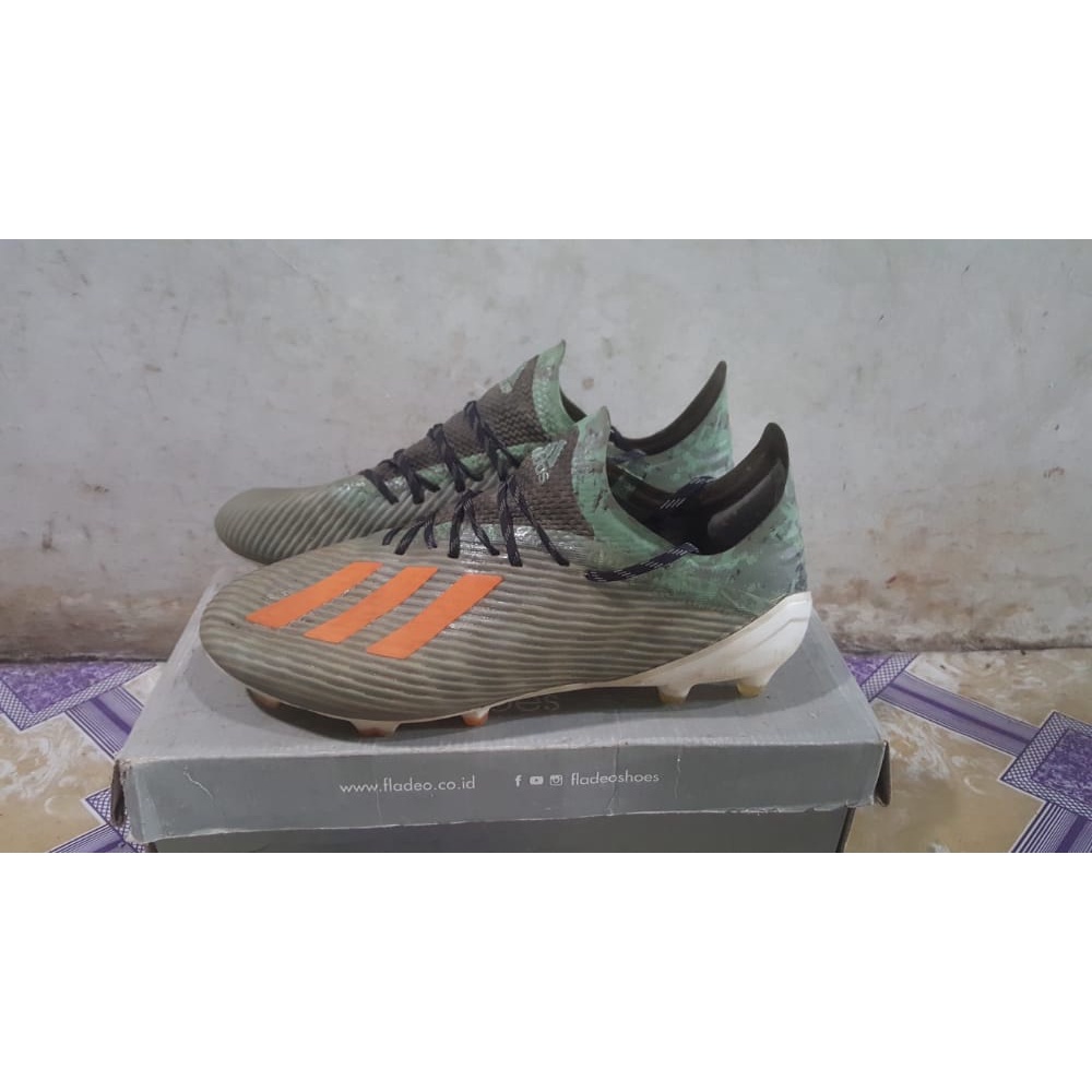 sepatu bola adidas x19.1
