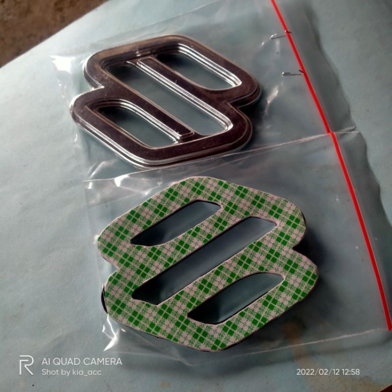 emblem logo suzuki