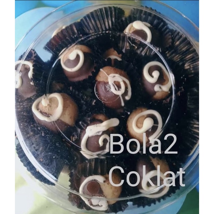 

Bola Coklat