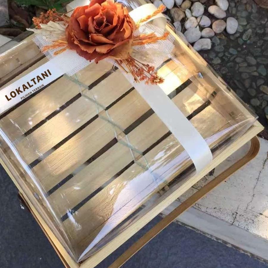 

5.5 sale Keranjang Bambu Kotak/Keranjang Hantaran/Keranjang Kue mika 30CM