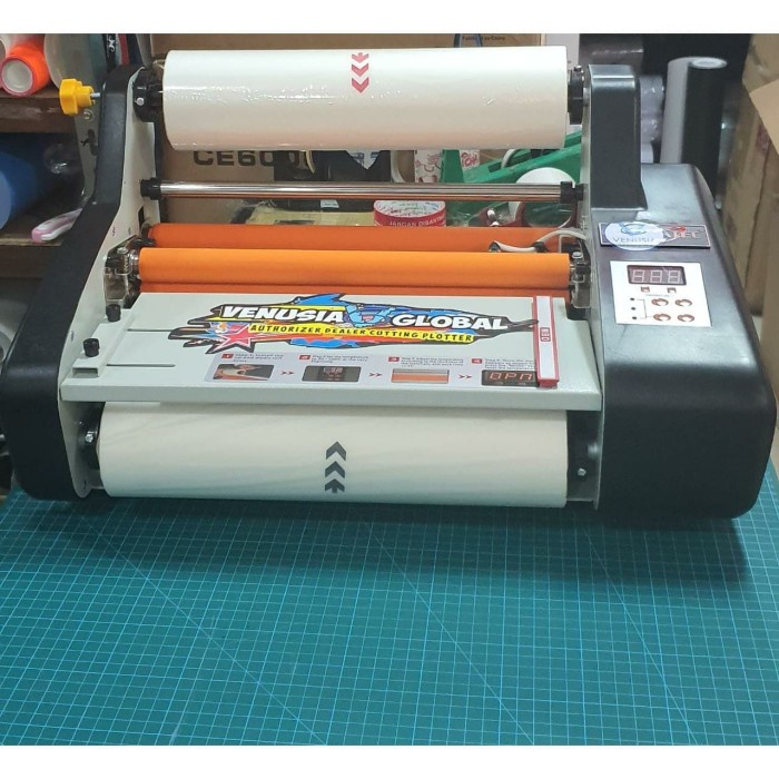 

MESIN LAMINASI LAMINATOR ROLL 2 SISI FM3510 HOT LAMINATING FREE BAHAN