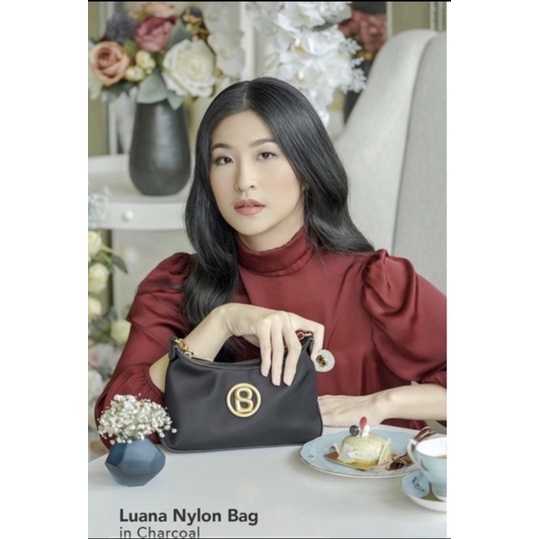 SOLD luana bag buttonscraves