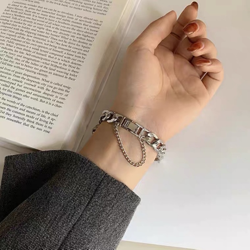 Gelang Rantai Tebal Gelang Rantai Hip-hop Tekan Tombol Gelang INS Kasual Pasangan Pribadi Retro Wanita Pria Liontin Gelang Bracelet Adjustable Fashion Perhiasan Aksesoris