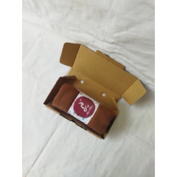 

HAMPERS KADO HIJAB