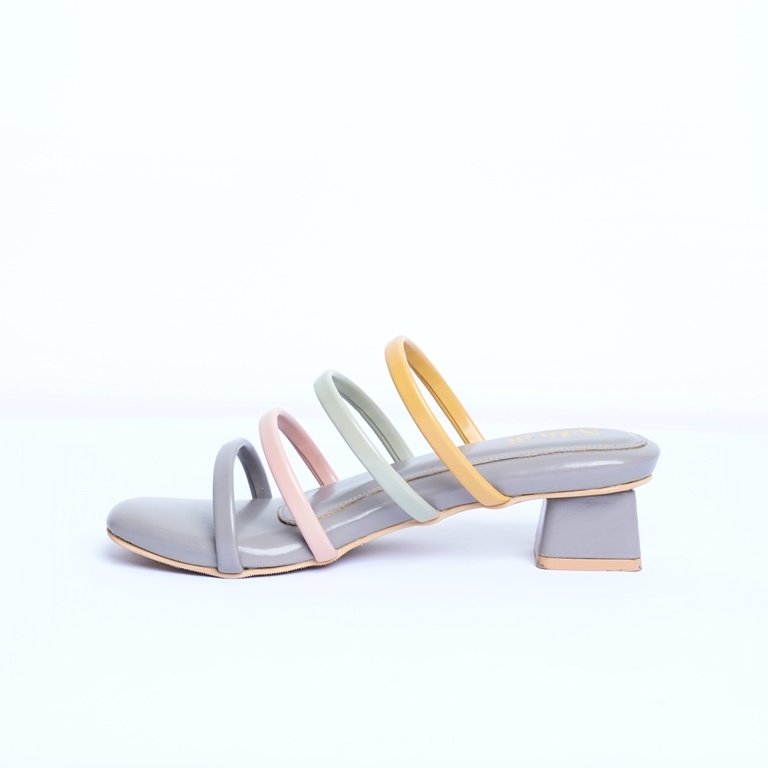 Minji - Heels Micha Grey