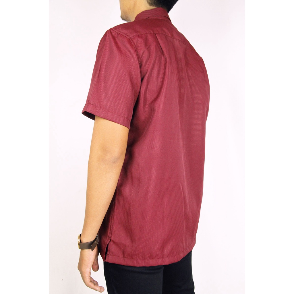 Kemeja Pria Reguler Stanley Adams Lengan Pendek Maroon Tekstur 25 | Hem Pria Reguler | Kemeja Branded Original 100% Matahari