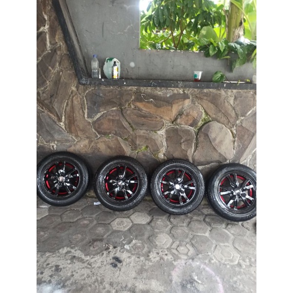 4 velg r14 PCD 114+Ban 185/70 Avanza xenia futura carry kijang ss livina panther m2000 estem aminity