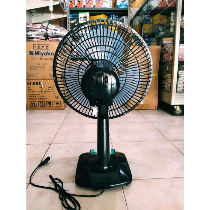 Desk Fan Kipas Angin Meja Duduk Semar 12in 12 Inch Angin Kuat