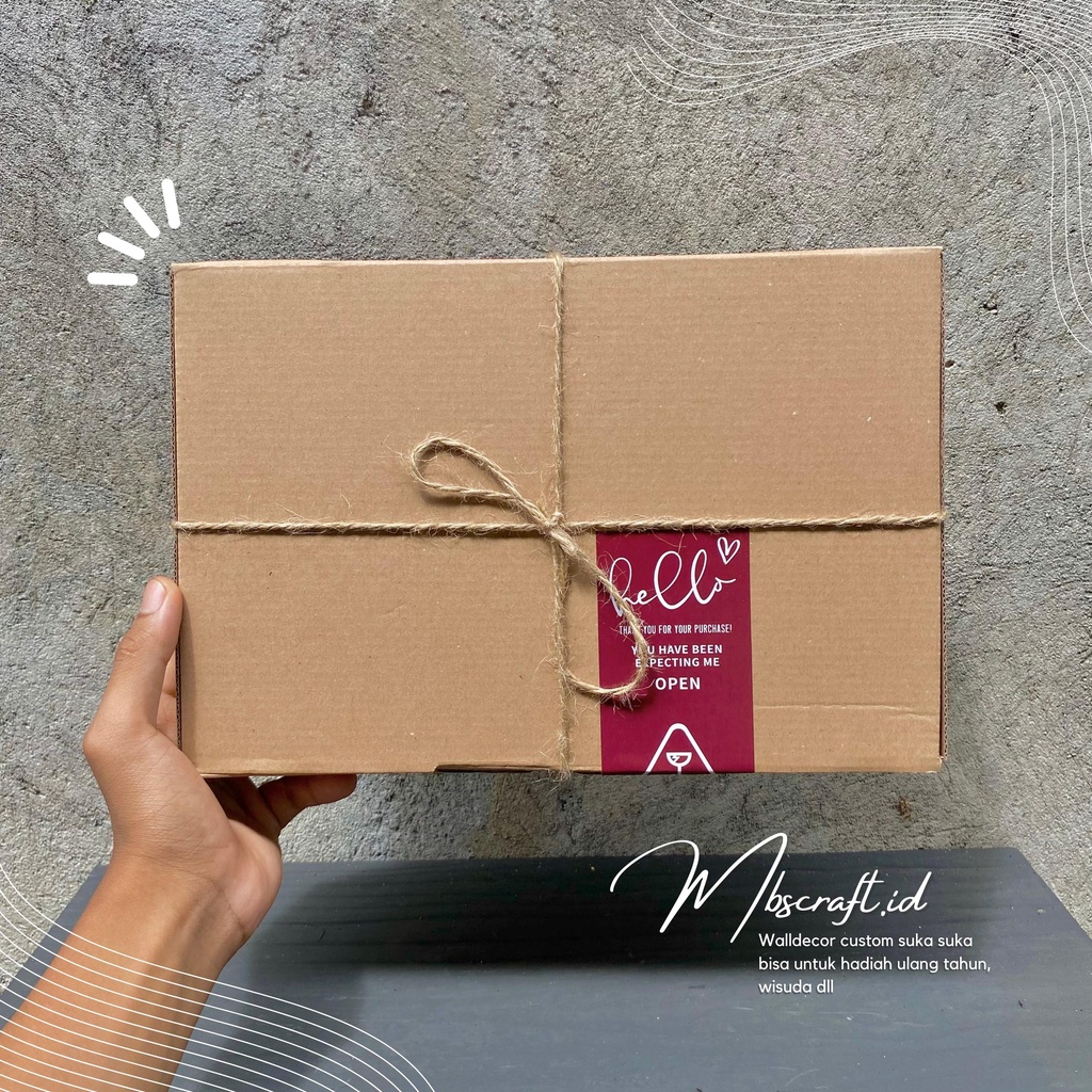 

(BOX SAJA) Box Hampers Untuk Walldecor Foto Ukuran 20 x 30 cm