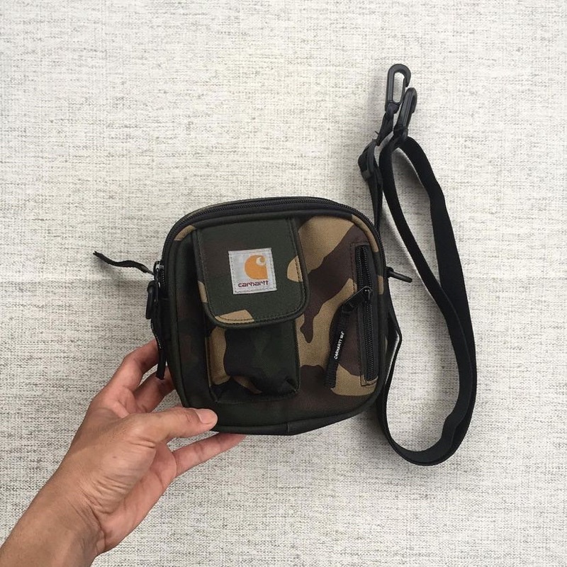 Carhartt WIP Essentials Bag Camo