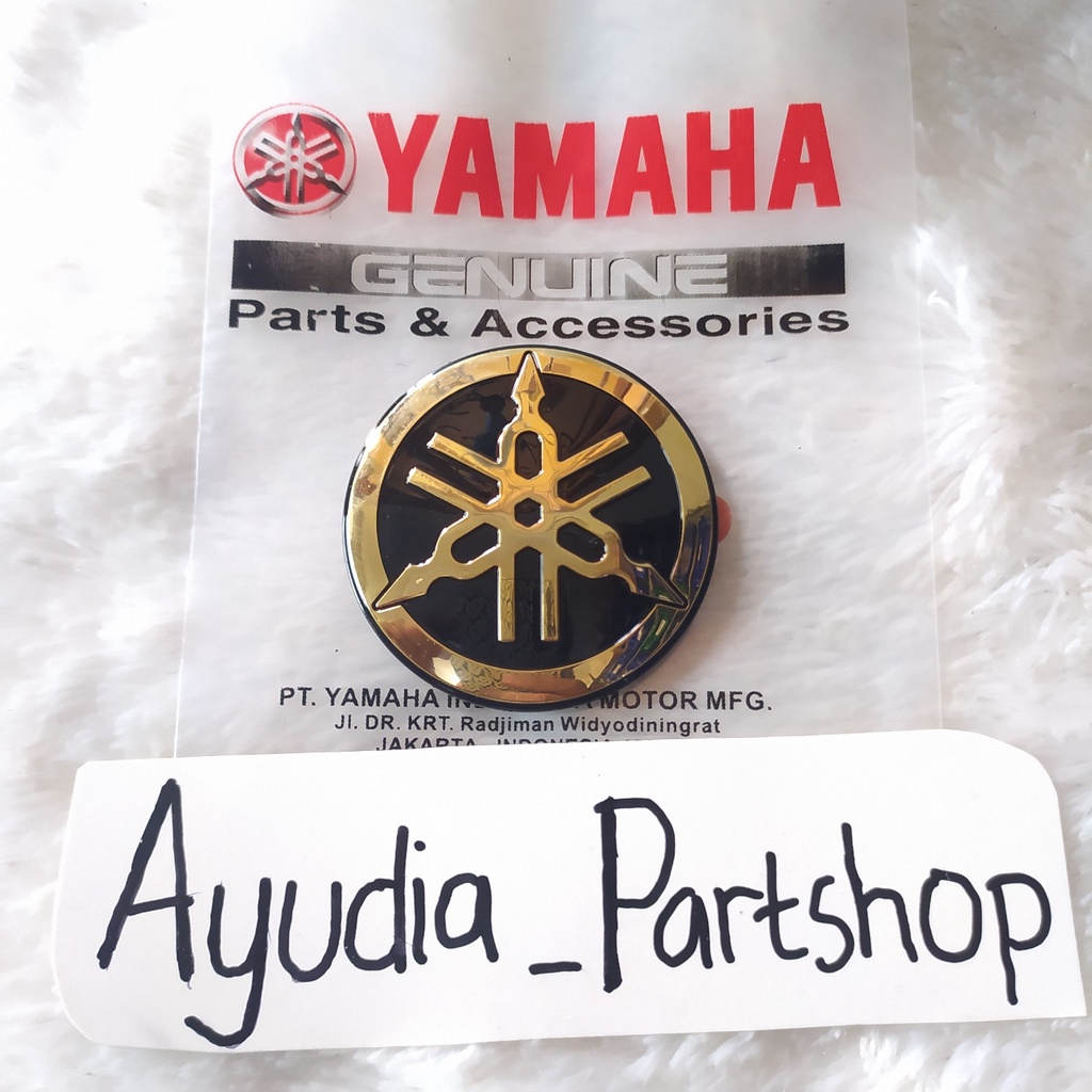 Jual Emblem Logo Garputala Yamaha Ukuran Cm Warna Gold Emas R V Mt Nmax Aerox Original