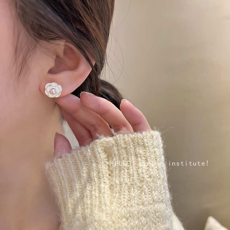 We Flower Elegan Mutiara Camellia Anting Tusuk Untuk Wanita Gadis Korea Fashion Putih Bunga Earring Pesta Pertunangan Telinga Perhiasan