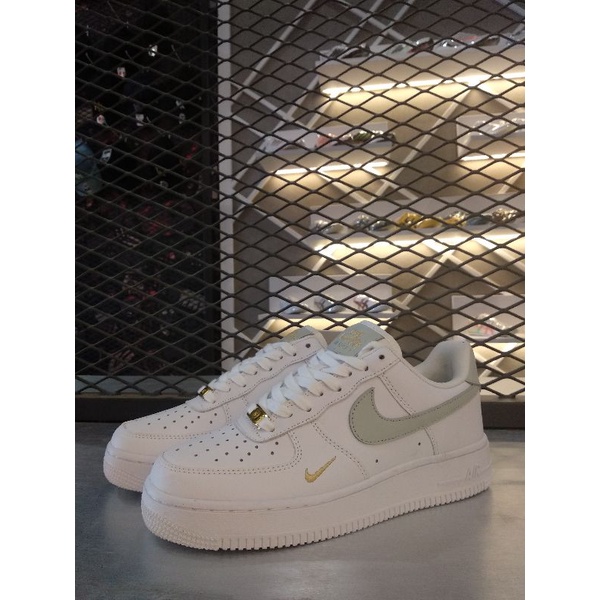 Nike Air Force 1 White/Grey/Gold