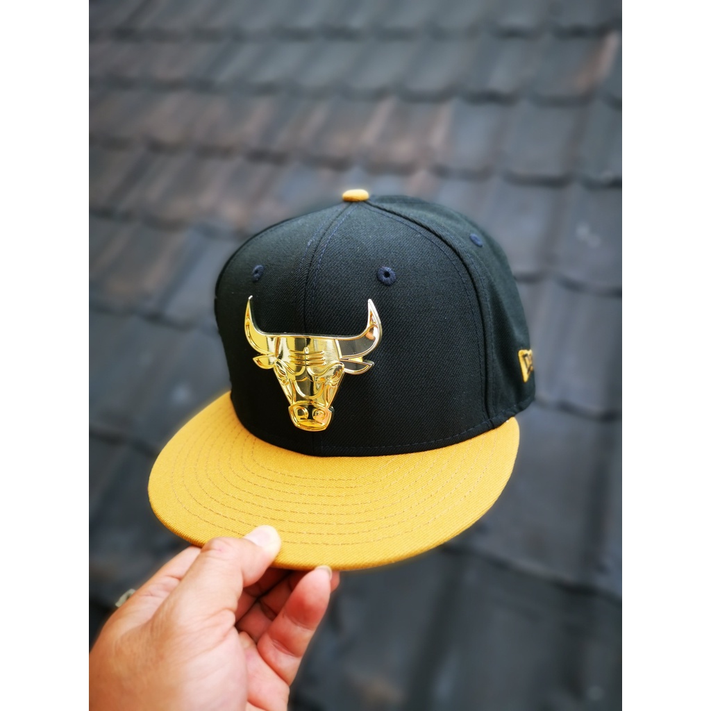 Topi New Era Chicago bulls metal badge logo ORIGINAL