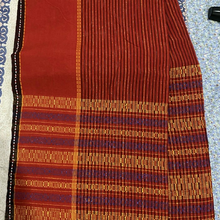 

Ragg Ragi Hotang Garis Biru Benang Emas