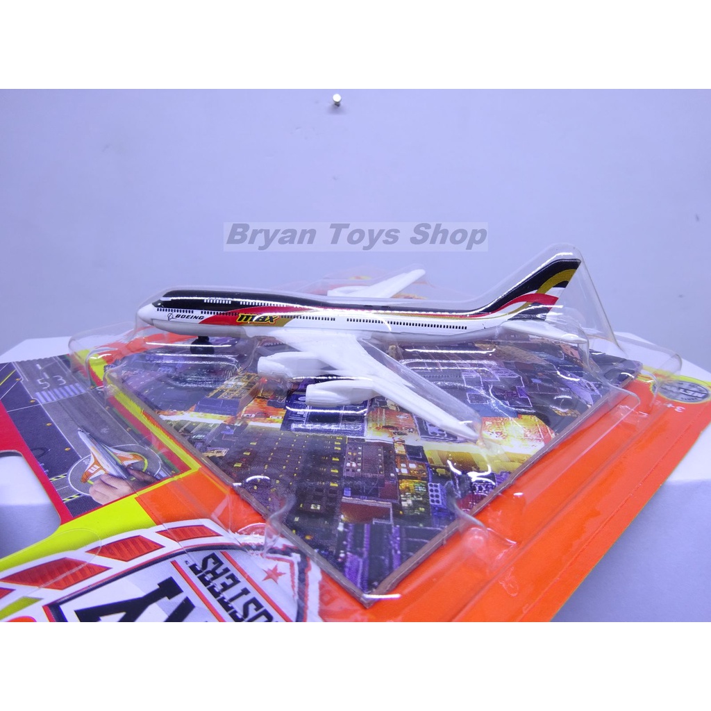 Matchbox Sky Busters Boeing 747-8 Intercontinental Pesawat