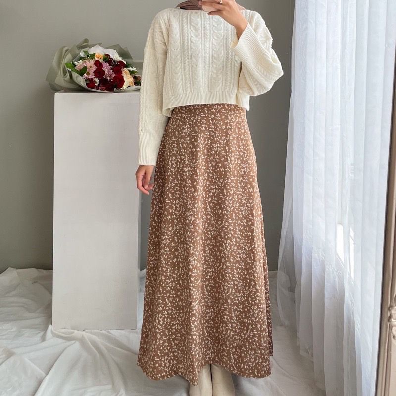 GAMAR A LINE SHAKILA SKIRT