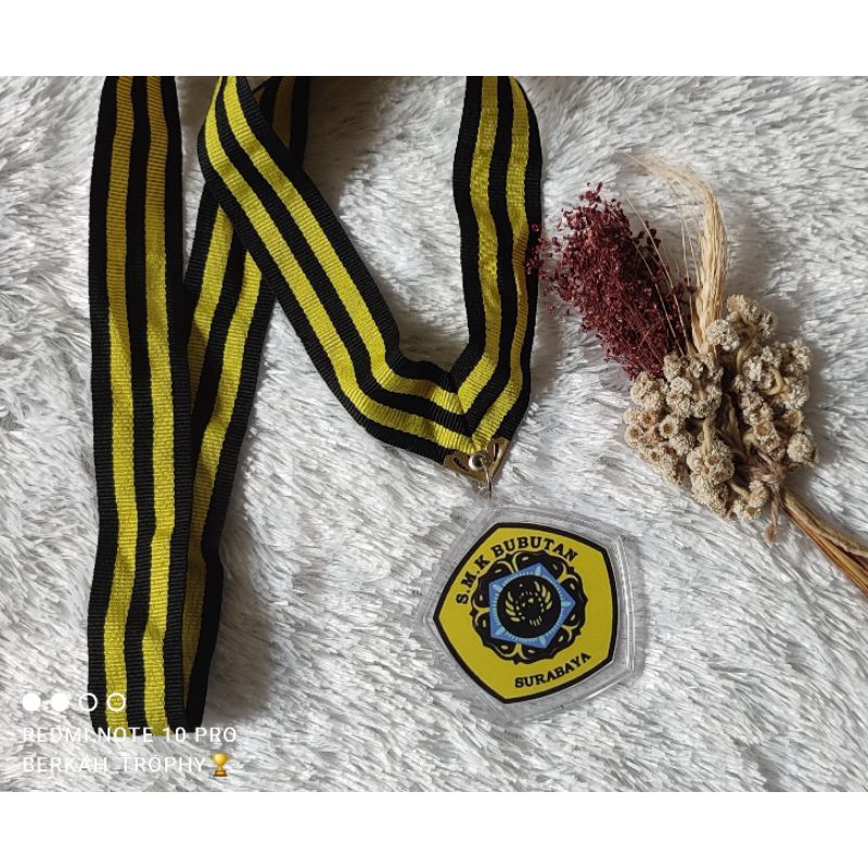 Medali akrilik / insert paper free custom MEDALI WISUDA