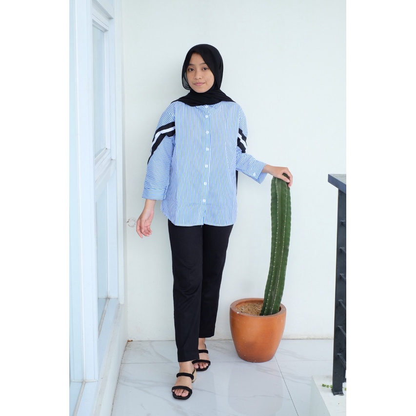 SAMMIE STRIPE SHIRT / KOREAN STYLE / SHIRT KASUAL / KEMEJA TERMURAH