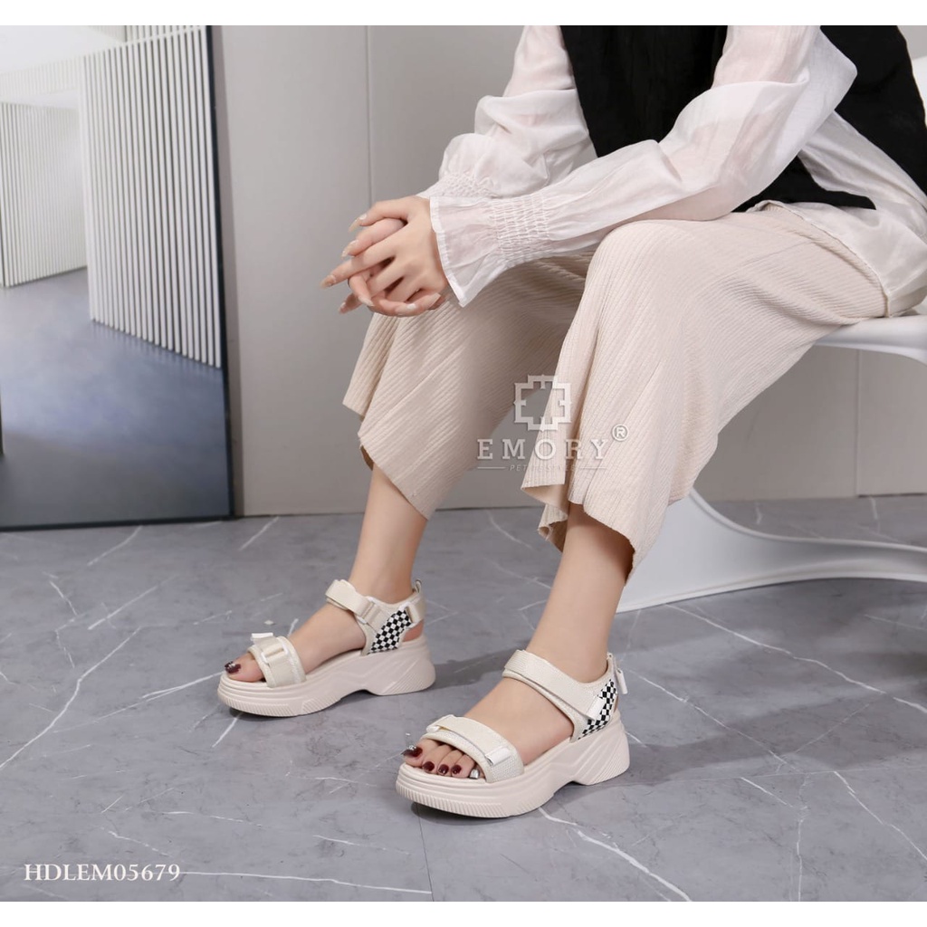 SV - EMORY Amary Sandal Gunung Wedges Wanita HDLEMO5679