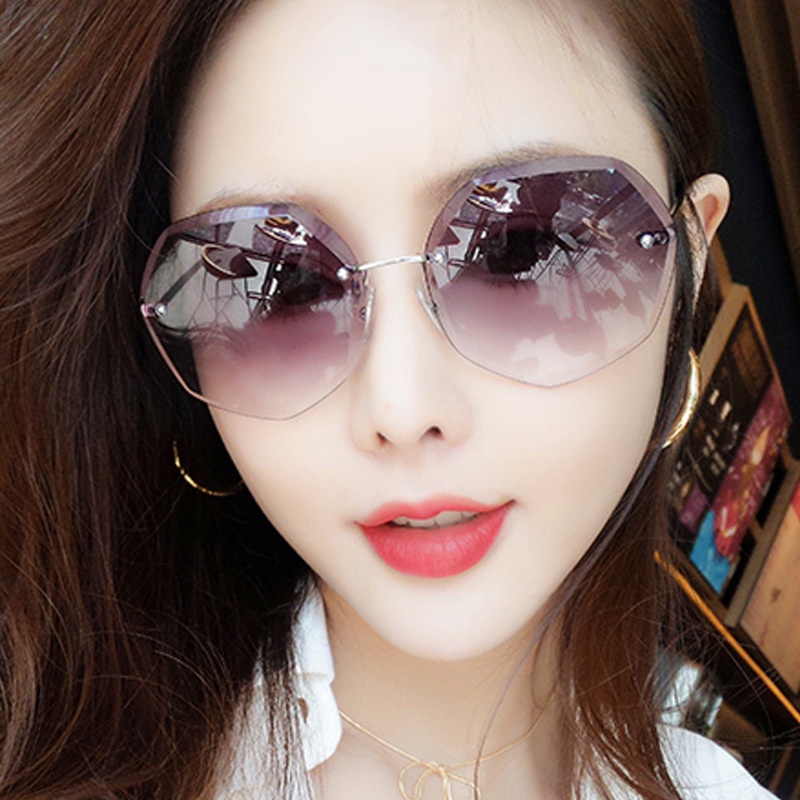 (YUZHU) Korea Fashion Tanpa Bingkai Kacamata Poligonal Wanita Oversized Frame Gradient Sunglasses