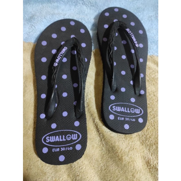 Sandal Swallow Black Polkadot