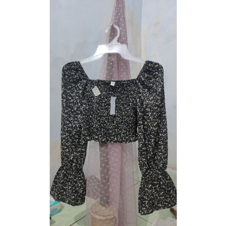 Crop top brand yimina