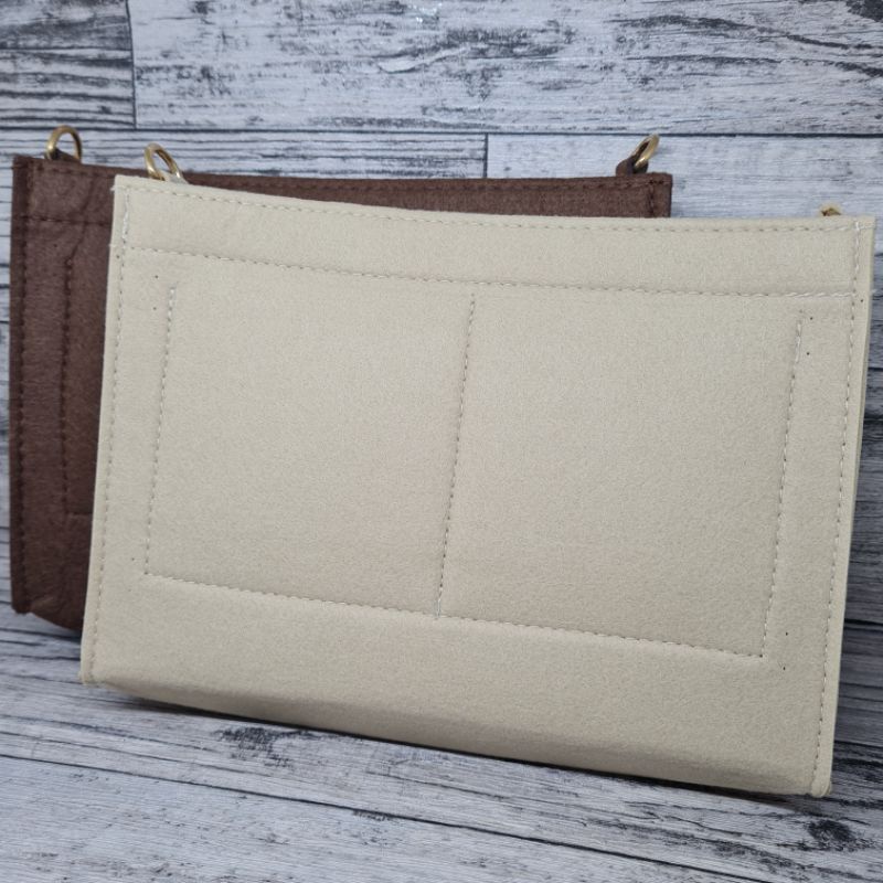 Felt Bag organizer for toiletry pouch bag - escale ( ada ring cantelan ) / insert bag