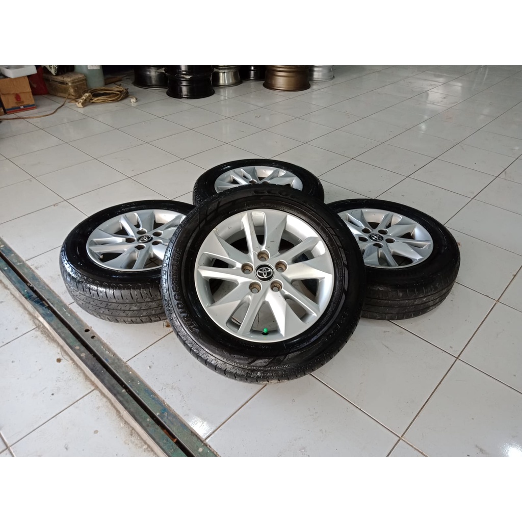 Pelek mobil copotan toyota inova reborn ring 16 baut 5x114 ban 205 65 r16 pnp grandmax new carry