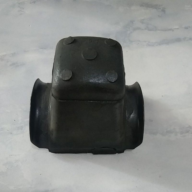 Karet susu / karet stoper belakang L300 original