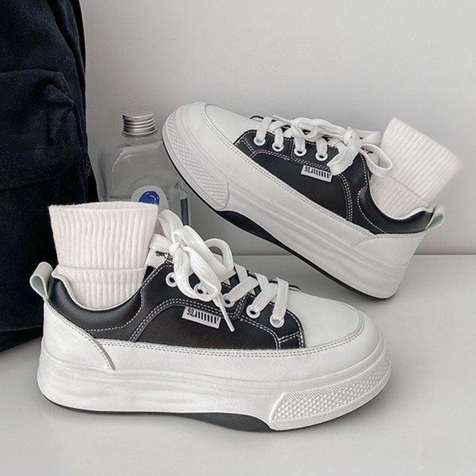 Sepatu Putih Perempuan Kasual Tali Sepatu Sneaker Cewek Cantik Import Sneakers Korean Look SP-219
