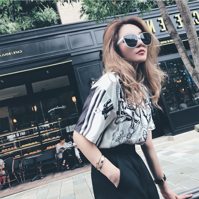 (YUZHU) Korea Fashion Mata Kucing Mata Kucing Kacamata Hitam Wanita Vintage Bingkai Bulat Sunglasses Women