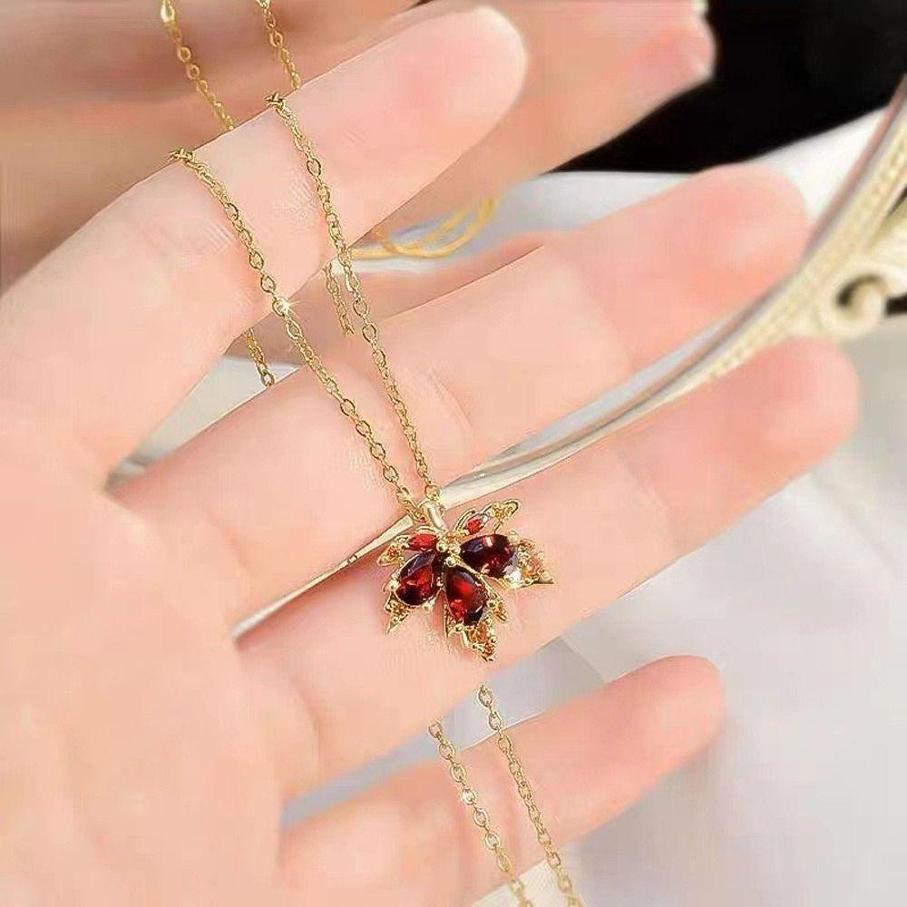 Mxbeauty Wanita Anting Kristal Halus Berkilau Mengkilap Klip Telinga Gadis Ear Drop Fashion Perhiasan Ear Stud Berlian Imitasi Temperamen Gaya Korea Menjuntai Earrings