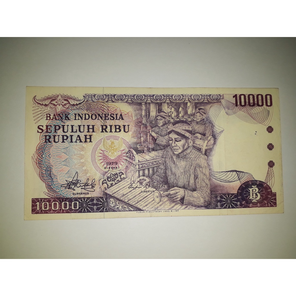 Uang Kuno 10000 Rupiah tahun 1979 Gamelan