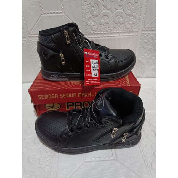 SEPATU SEKOLAH ANAK/SEPATU NEW ERA PAKAI RESLETING/SIZE 30-34