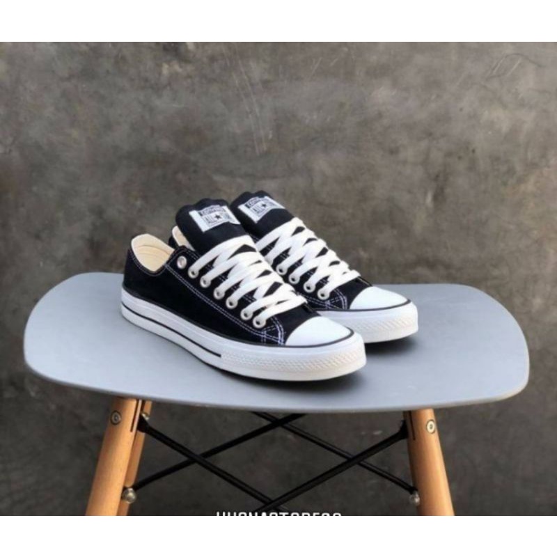 Sepatu Allstar Hitam putih Sepatu sekolah