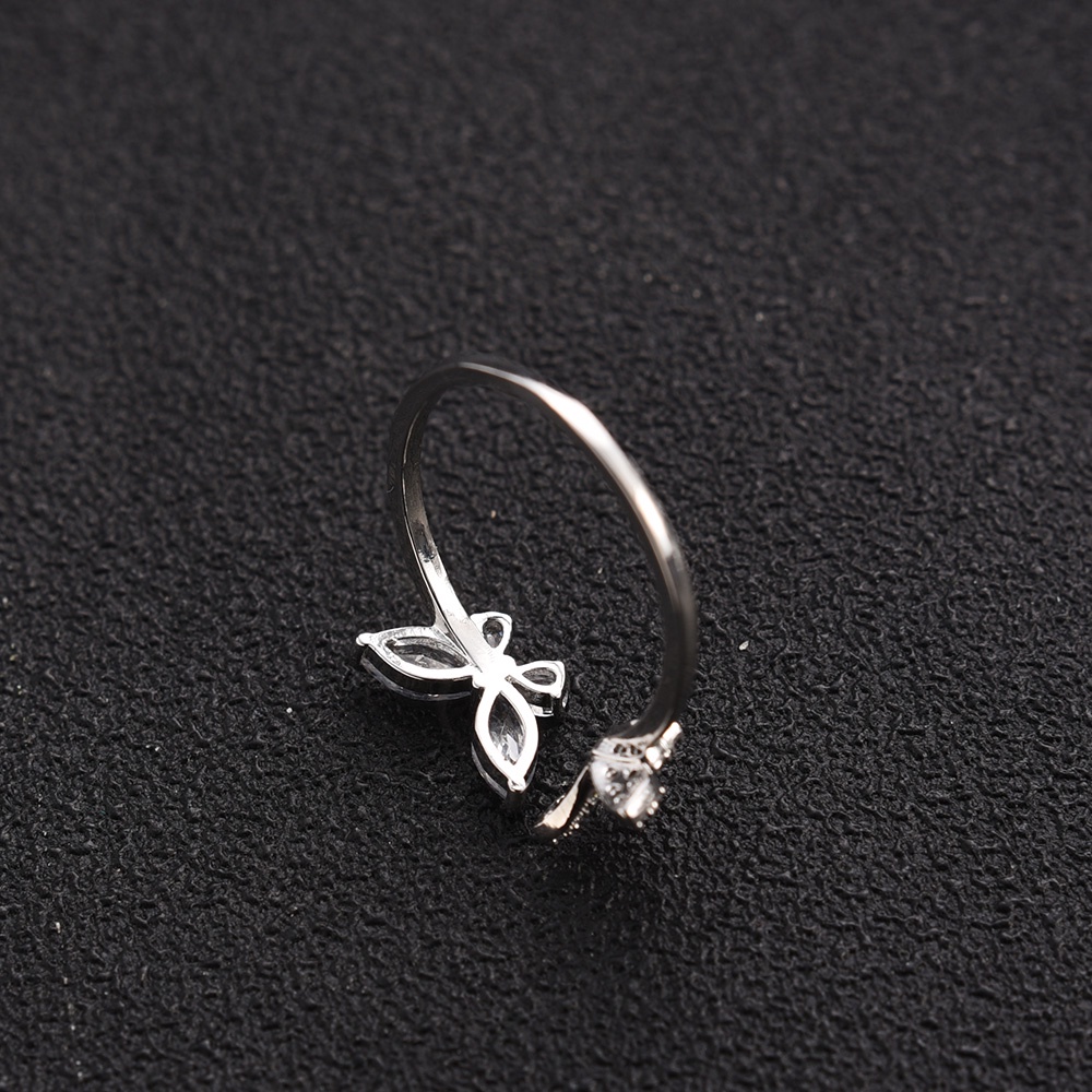 Hadiah Yang Indah Elegan Cincin Jari Cincin Pesta Cincin Bertatahkan Zirkon Minimalis Sederhana Korea Mengkilap Lucu Kristal Kupu-Kupu Wanita Perempuan Pernikahan Fashion Perhiasan Adjustable Open