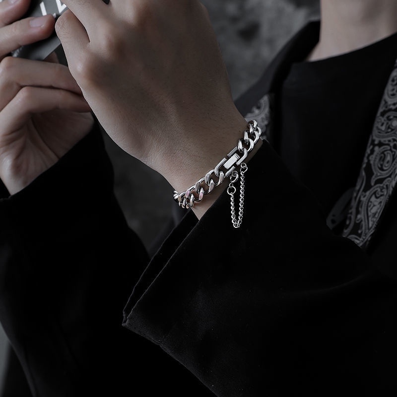 Gelang Rantai Tebal Gelang Rantai Hip-hop Tekan Tombol Gelang INS Kasual Pasangan Pribadi Retro Wanita Pria Liontin Gelang Bracelet Adjustable Fashion Perhiasan Aksesoris