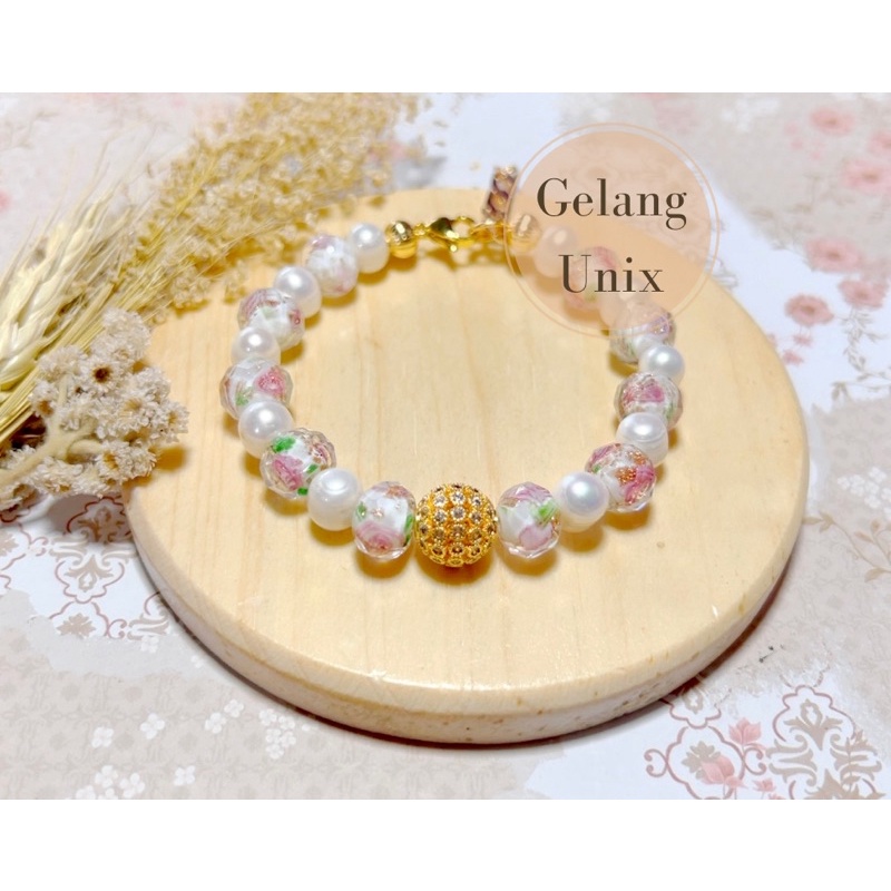 Gelang kristal mix mutiara air tawar liontin bola