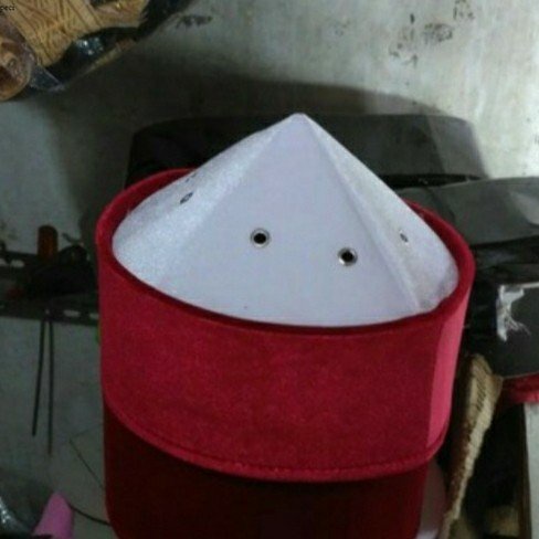 Peci/Songkok/Kopiah mesir bludru kombinasi putih+marun - 3